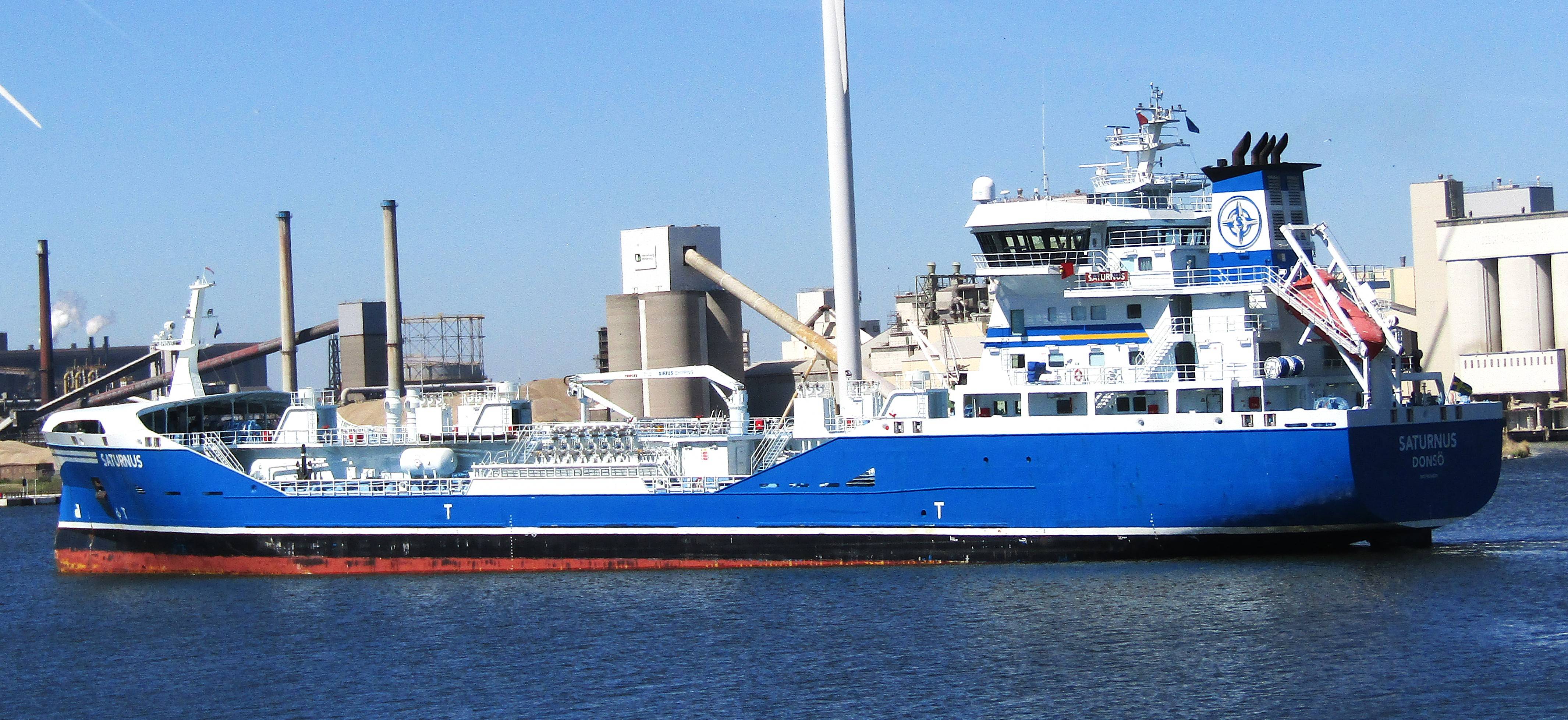 SATURNUS (tanker)
