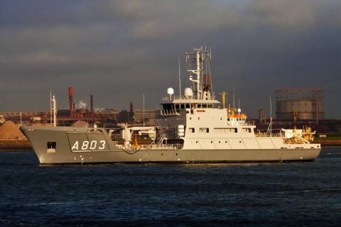 A803 LUYMES