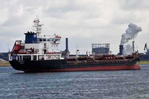 ZEYNEP KA in IJmuiden, 1 mei 2021