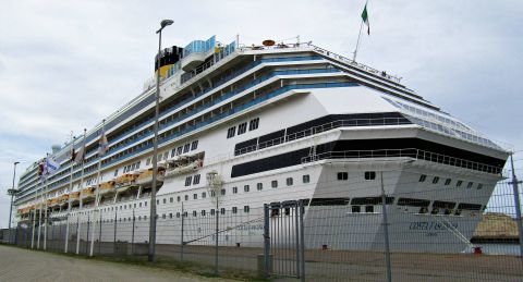 COSTA FASCINOSA in IJmuiden, 7 jun 2022