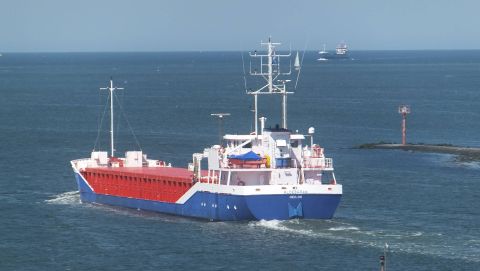 ALDEBARAN in IJmuiden, 11 jun 2015