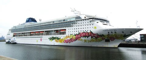 NORWEGIAN SKY in IJmuiden, 14 jul 2025