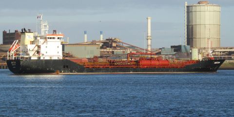 ANTON (tanker) in IJmuiden, 30 dec 2025
