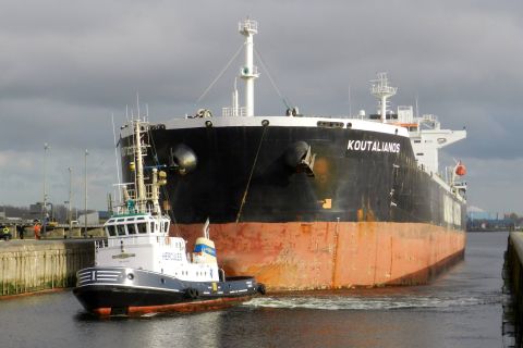 KOUTALIANOS in IJmuiden, 12 nov 2015