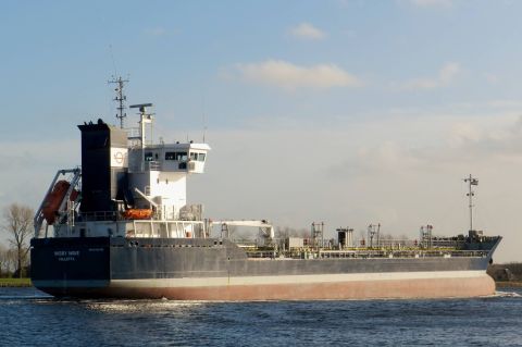 WISBY WAVE in IJmuiden, 13 nov 2015