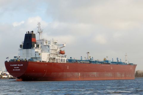Flagship Willow in IJmuiden, 18 nov 2015