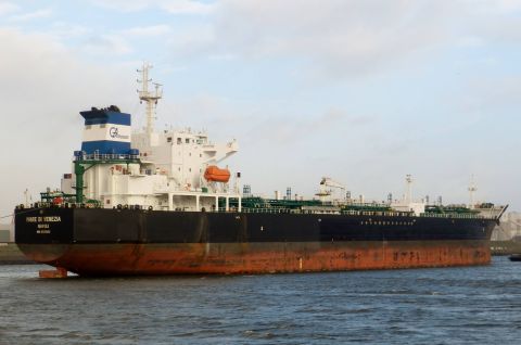MARE DI VENEZIA in IJmuiden, 18 nov 2015