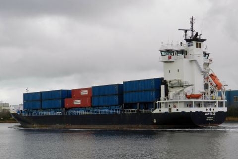 Vantage in IJmuiden, 22 nov 2015