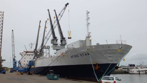 AFRIC STAR in IJmuiden, 1 dec 2015