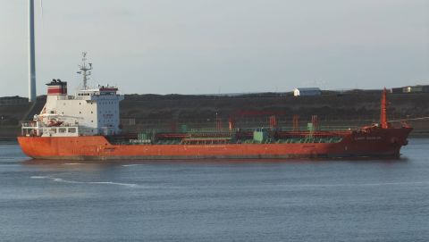 LADY DAHLIA in IJmuiden, 29 feb 2016
