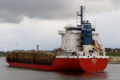 BEATA in IJmuiden, 8 mrt 2016