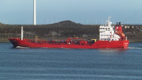 ELSE MARIE THERESA in IJmuiden, 1 apr 2016