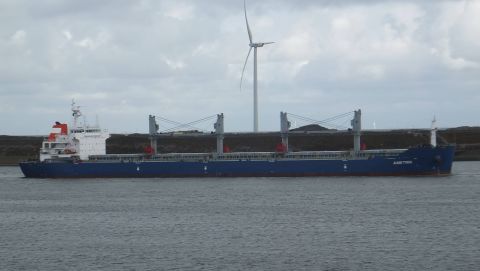 AMETRIN in IJmuiden, 7 apr 2016
