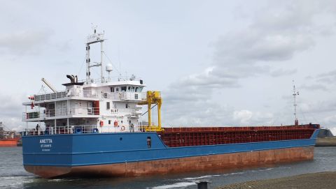 ANETTA in IJmuiden, 29 apr 2016