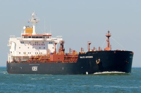 Baltic Advance in IJmuiden, 9 mei 2016