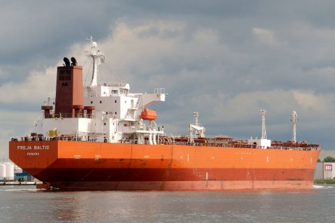 FREJA BALTIC in IJmuiden, 30 jul 2016