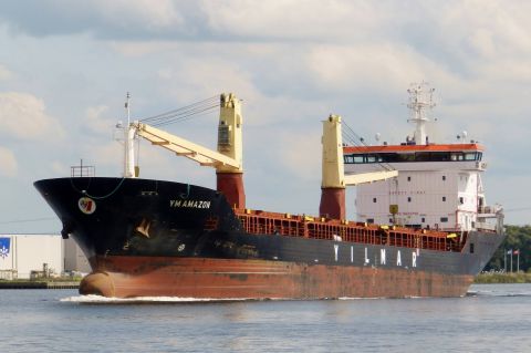 YM AMAZON in IJmuiden, 3 sep 2016