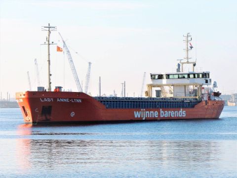 LADY ANNE-LYNN in IJmuiden, 17 jan 2017