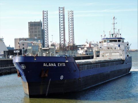ALANA EVITA in IJmuiden, 24 feb 2017