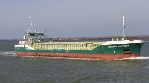 AMADEUS AMETHIST in IJmuiden, 24 mrt 2017