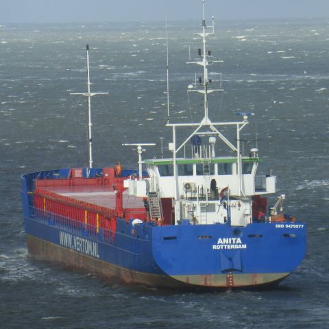 Anita in IJmuiden, 1 apr 2015