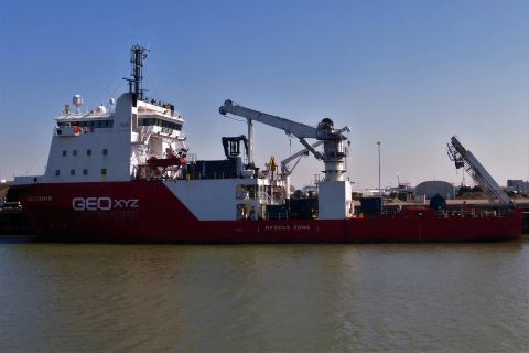 GEO OCEAN III in IJmuiden, 26 mrt 2020