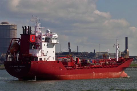 ELSE MARIE THERESA in IJmuiden, 4 mei 2020