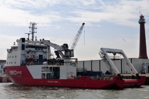 GEO OCEAN III in IJmuiden, 10 mei 2020