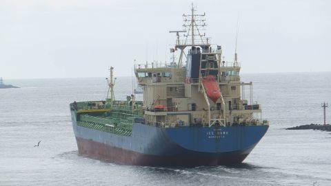 Ice Hawk in IJmuiden, 29 apr 2015