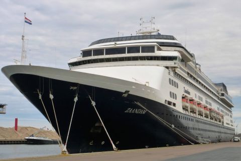 ZAANDAM in IJmuiden, 15 jun 2020