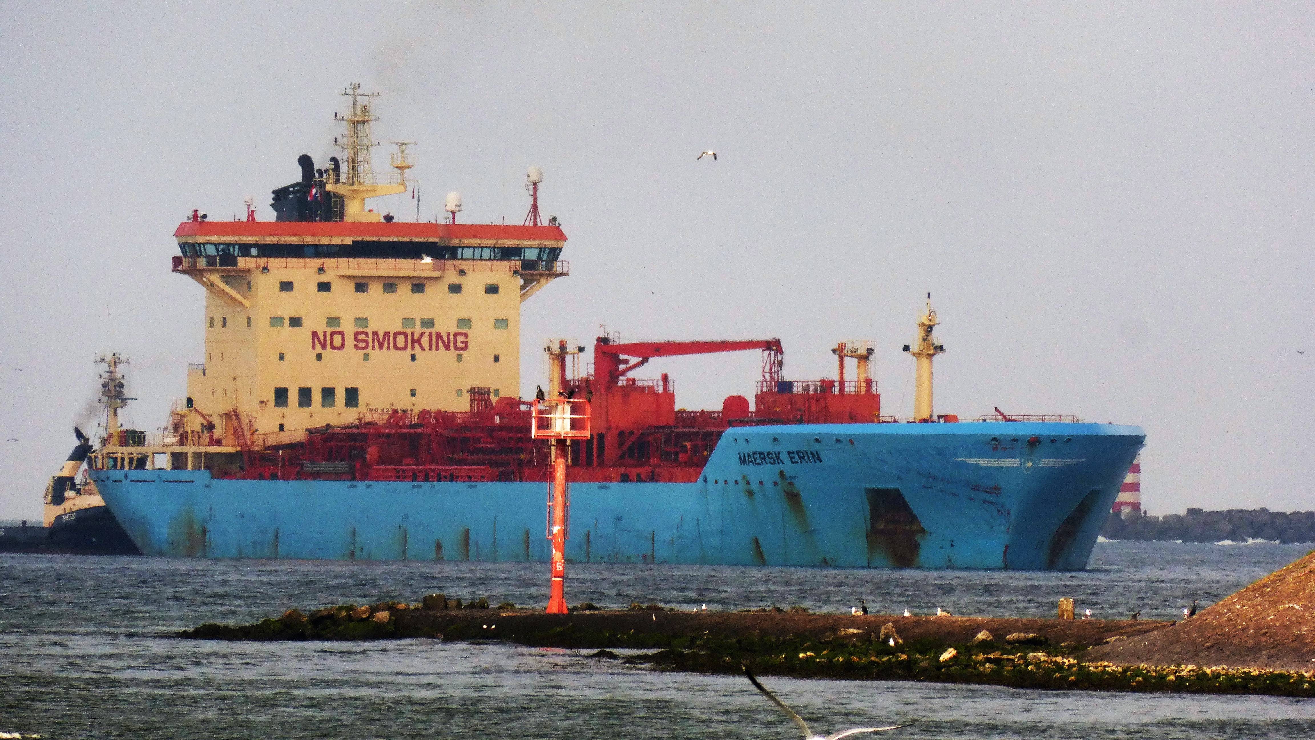 MAERSK ERIN MAERSK ERIN
