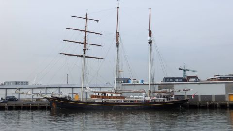Gulden Leeuw in IJmuiden, 4 mei 2015