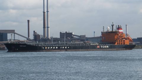 Torm Lilly in IJmuiden, 5 mei 2015