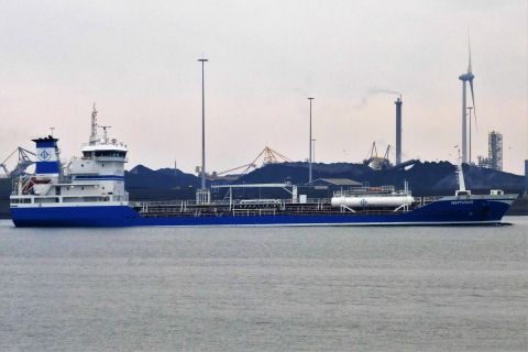 NEPTUNUS in IJmuiden, 6 dec 2020