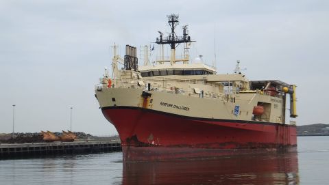 Ramform Challenger in IJmuiden, 8 mei 2015