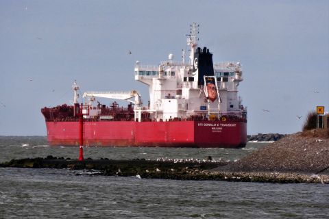 STI DONALD C TRAUSCHT in IJmuiden, 8 apr 2021