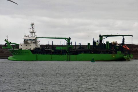 SCHELDT RIVER in IJmuiden, 25 apr 2021