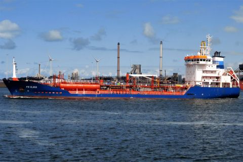 FS CLARA in IJmuiden, 2 mei 2021