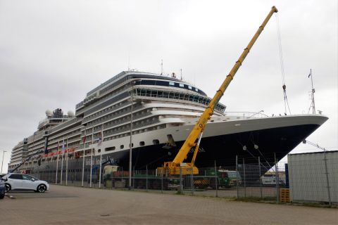 EURODAM in IJmuiden, 14 mei 2021