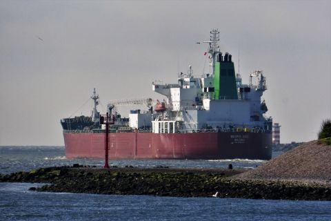 SILVER ZOE in IJmuiden, 17 mei 2021