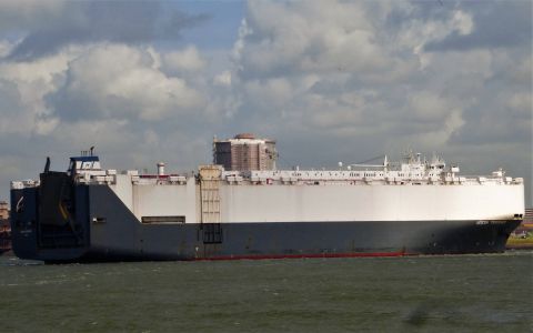 HOEGH TROOPER in IJmuiden, 8 aug 2021