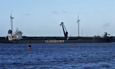 CHRISTINE OLDENDORFF in IJmuiden, 2 jan 2022