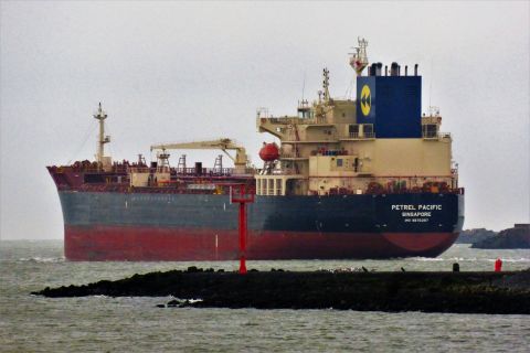 PETREL PACIFIC in IJmuiden, 3 feb 2022