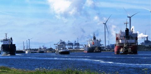 Drukte Bij Sluizen Van IJmuiden 11-07-22 in IJmuiden, 11 jul 2022