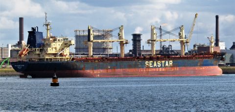 SEASTAR TITAN in IJmuiden, 27 aug 2022