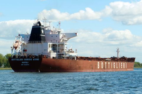 Bottiglieri Giorgio Avino in IJmuiden, 26 mei 2015