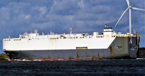 HOEGH TRIDENT in IJmuiden, 1 okt 2022