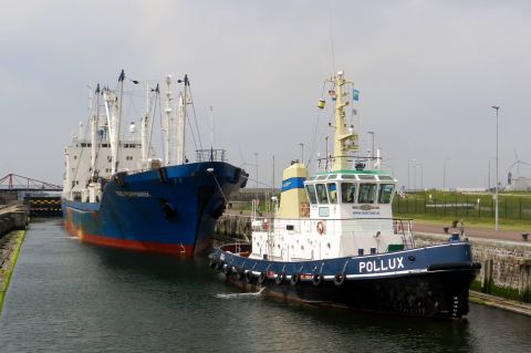 FRIO MURMANSK in IJmuiden, 27 mei 2015
