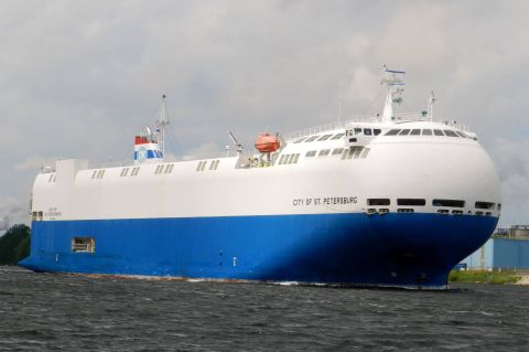 City Of St. Petersburg in IJmuiden, 28 mei 2015
