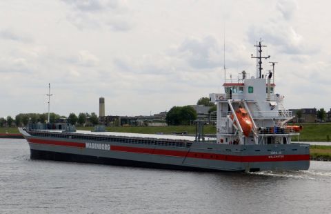CORA JO in IJmuiden, 1 jun 2015